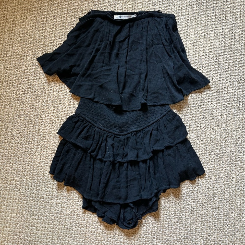 The Impeccable Pig Black Strapless Ruffled Romper - Size: Small